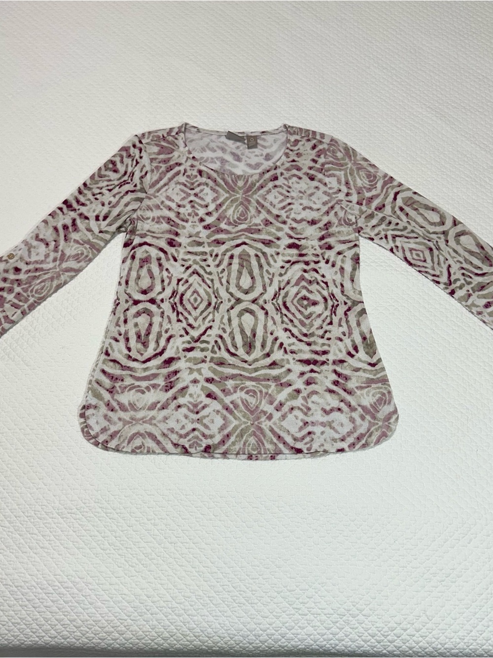 Chico's Long-Sleeve Geometric Print Tee in Mauve and Light Gray